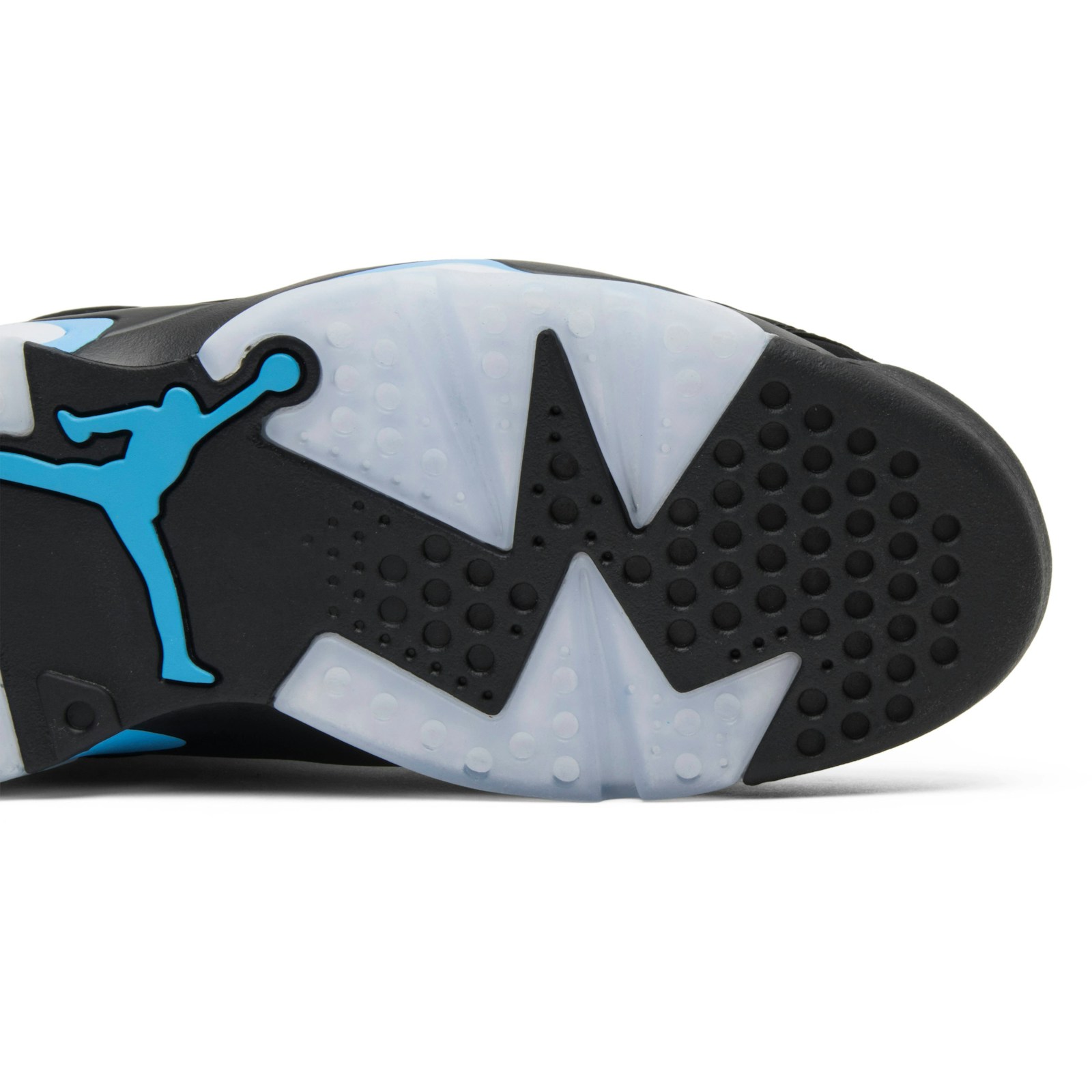 air_jordan_6_retro__unc__384664_006_4_68244.jpeg